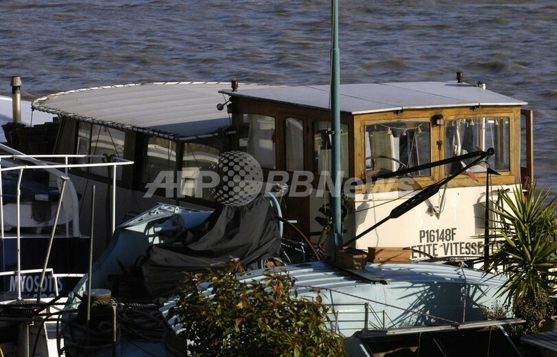 元スーパーモデルが水死体で発見、パリのセーヌ川