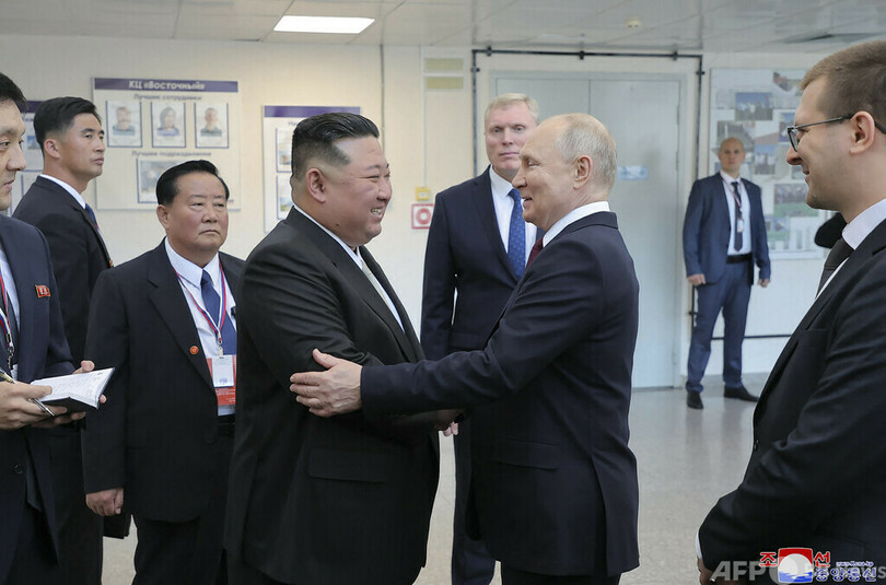 プーチン氏、金正恩氏にロシア車プレゼント 北朝鮮メディア
