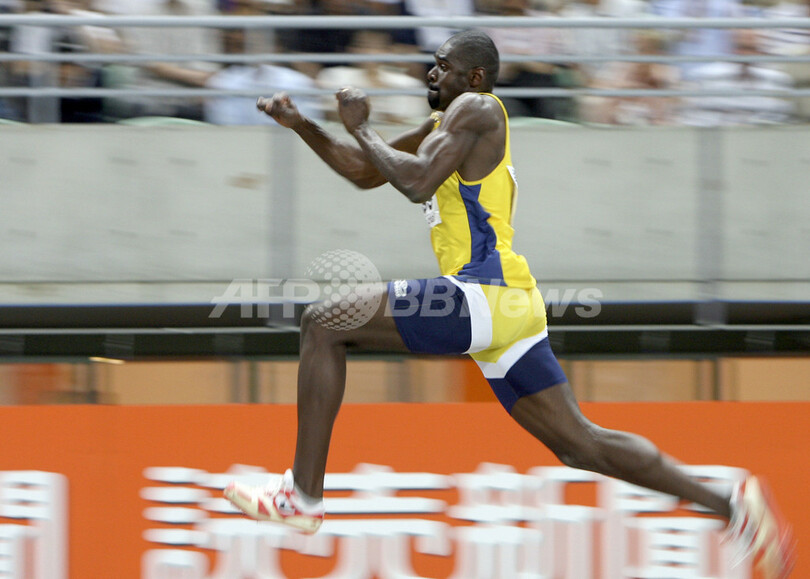 ネルソン・エボラ 男子三段跳びで金メダル