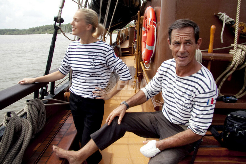 航海中のフランス帆船、南米の仏領ギアナに到着