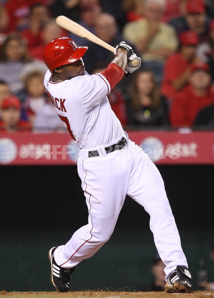 エンゼルス 本拠地での開幕戦を勝利で飾れず