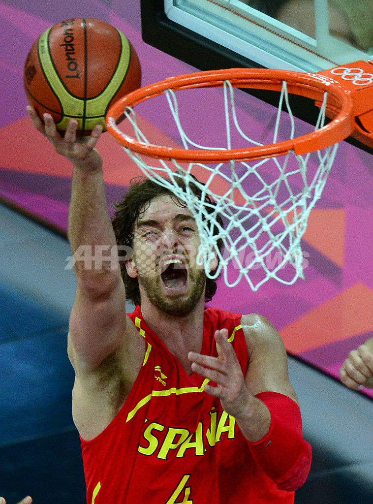 スペイン、フランスを破りロシアとの準決勝へ