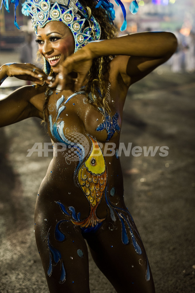 サンパウロのカーニバル、華やかに開幕