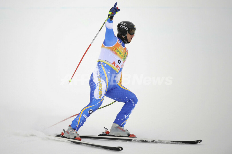 スビンダルが滑降最終戦を制す、種目別優勝はワルヒホッファー