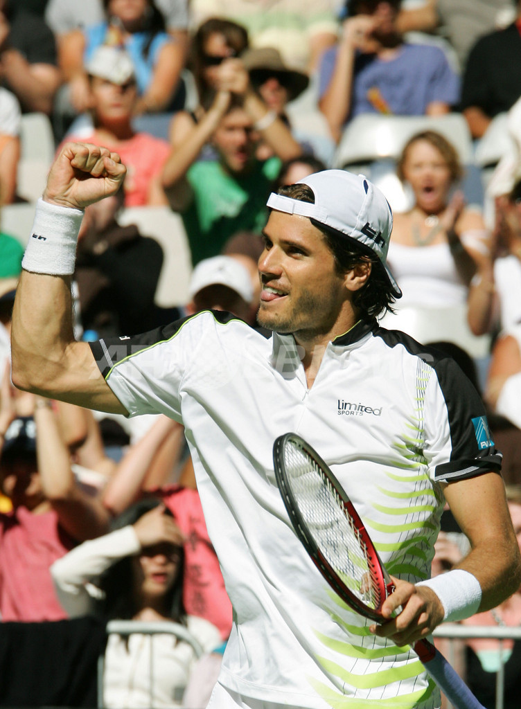 ＜テニス 07全豪オープン＞男子シングルス、ハース ナルバンディアンを逆転で降し準々決勝進出 - オーストラリア