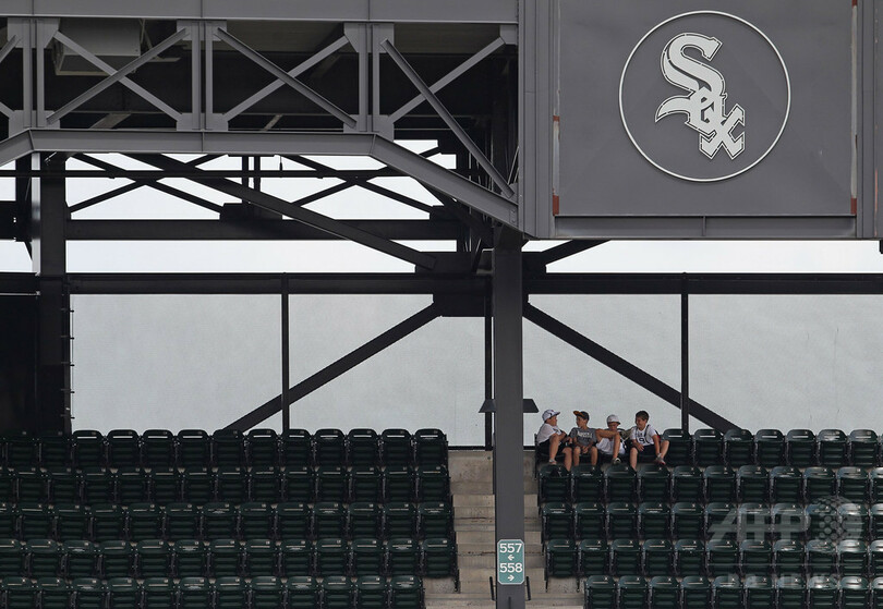 脳出血のファーカーは「命をかけて闘っている」、Wソックス副社長が明かす