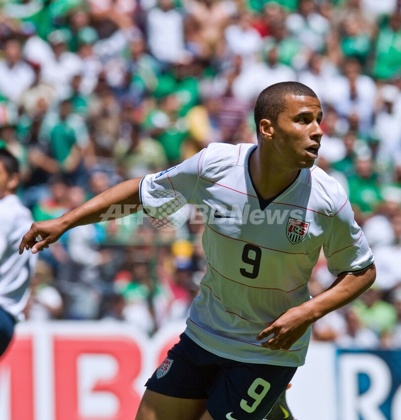 メキシコ 米国を2-1で破る、W杯予選