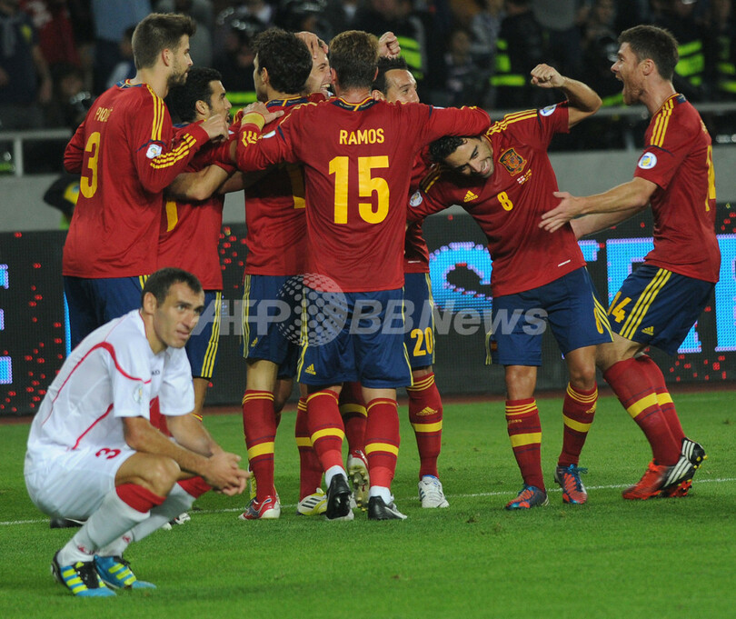 スペインが初戦でグルジアに辛勝、W杯欧州予選　