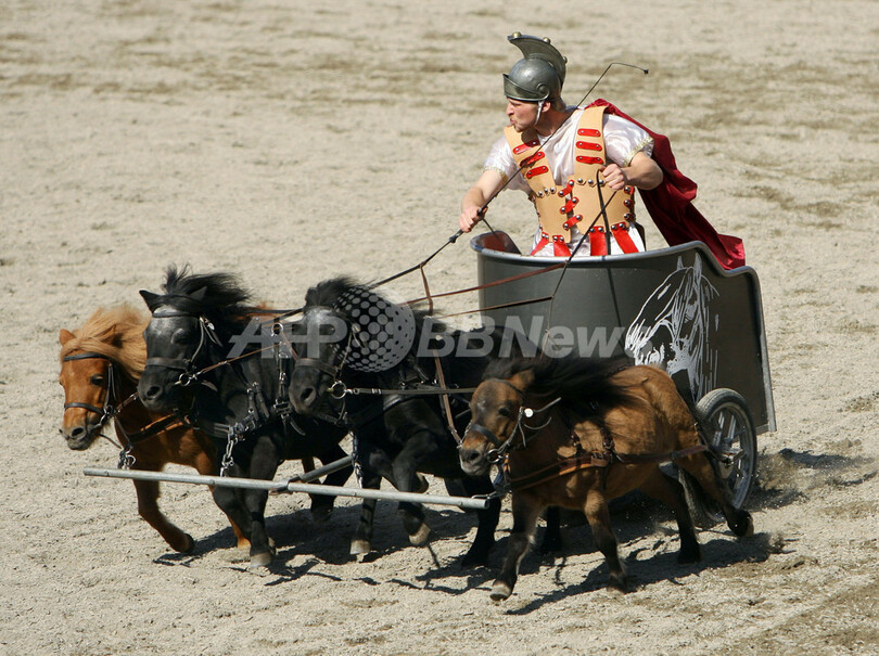 ドイツで古代ローマの戦闘馬車レースが復活?