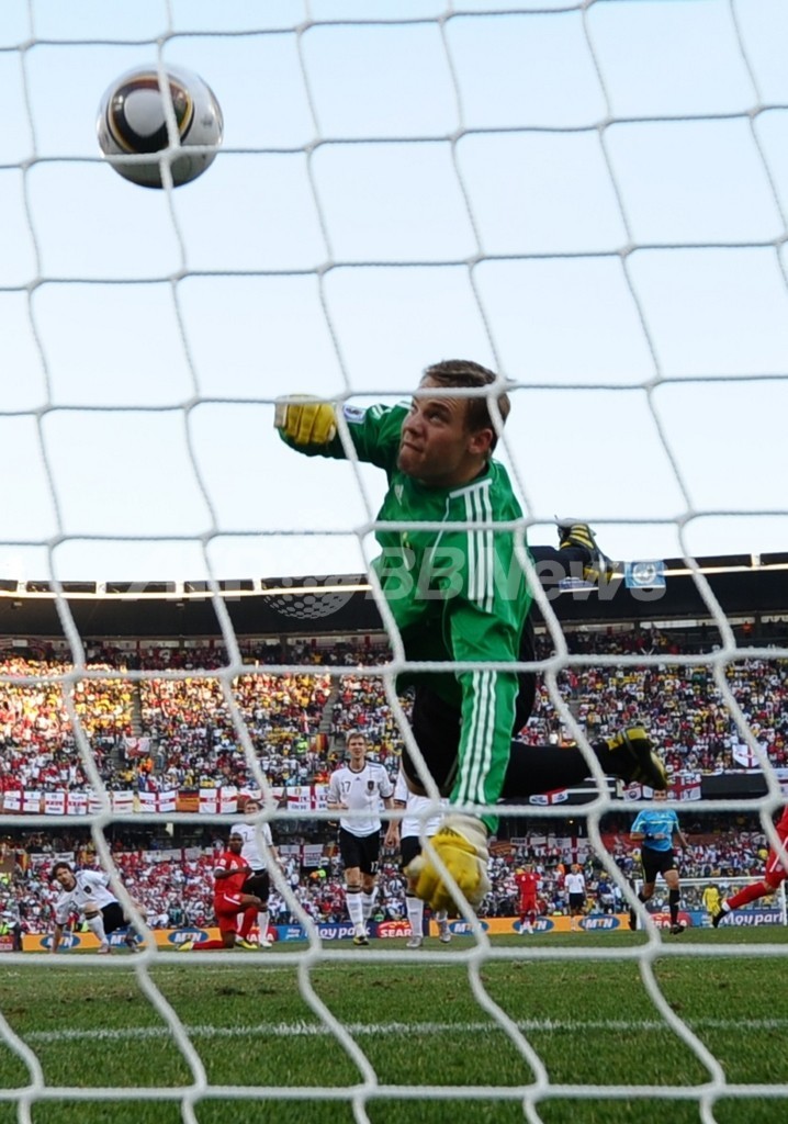 「幻のゴール」にオフサイド見逃し･･･テクノロジー導入論が再燃か