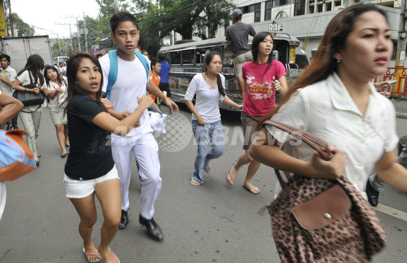 フィリピン中部でM6.8の地震、43人死亡