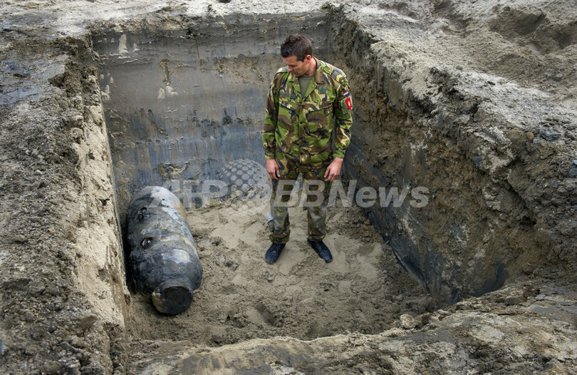 オランダで旅客機ハイジャック騒動、地上との交信不良が原因