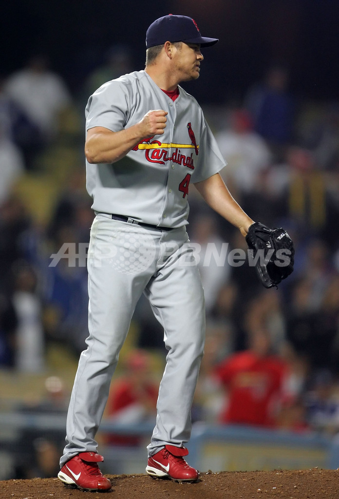 ＜07MLB＞カージナルス イズリングハウゼンの好リリーフでドジャースを降す - 米国