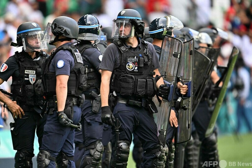 パリ五輪サッカー男子、観客乱入など大混乱 アルゼンチン初戦黒星