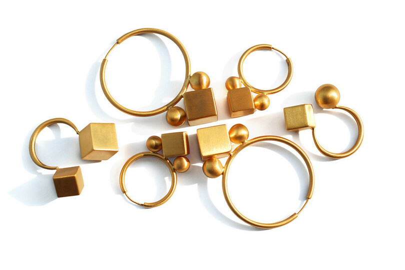 「マリーエレーヌ ドゥ タイヤック」特別展、デザイナーも来場