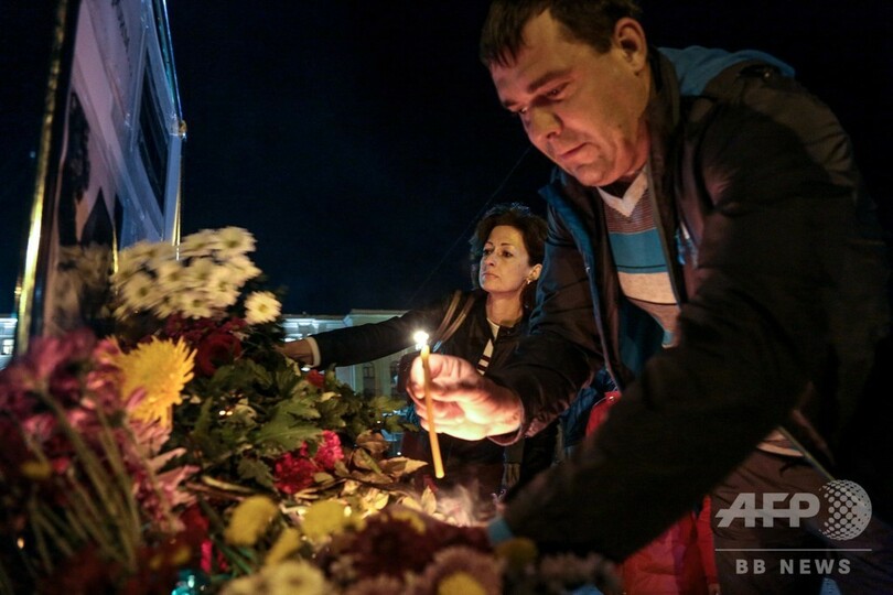 クリミア半島で学生が学校銃撃、死者18人 教師に恨みか