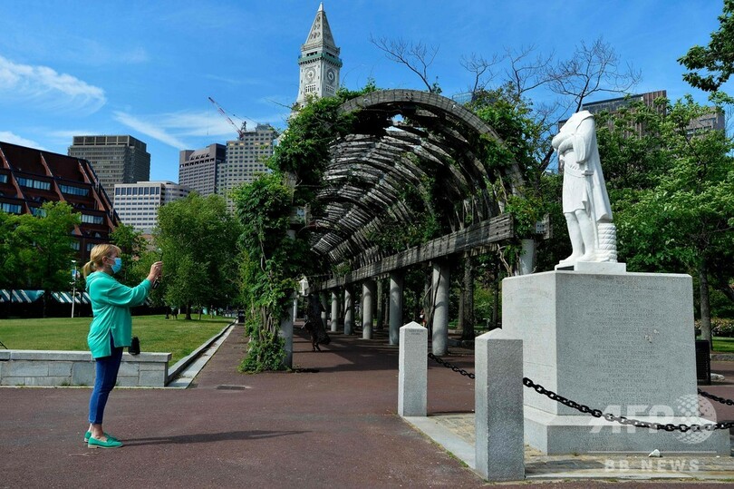 コロンブス像の頭部破壊 米ボストン、人種問題で反発強まる