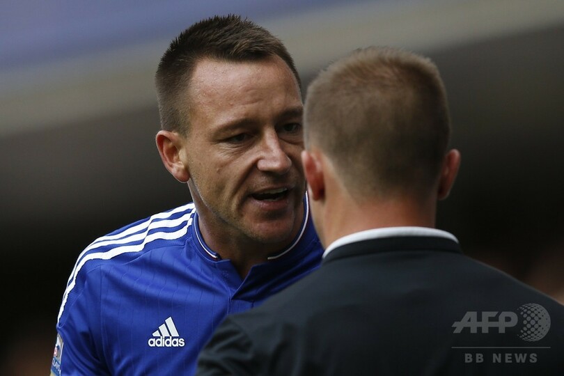 クルトワ退場のチェルシー、ホームでスウォンジーと引き分ける