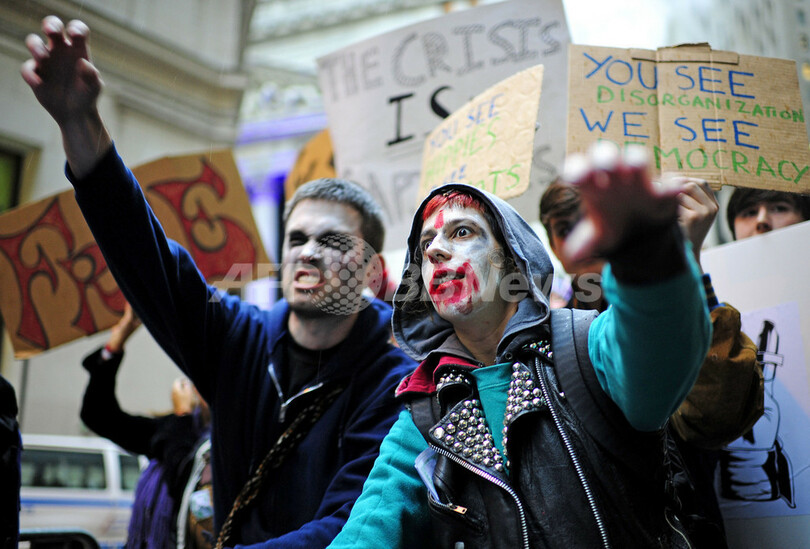 NYウォール街デモ、全米に拡大