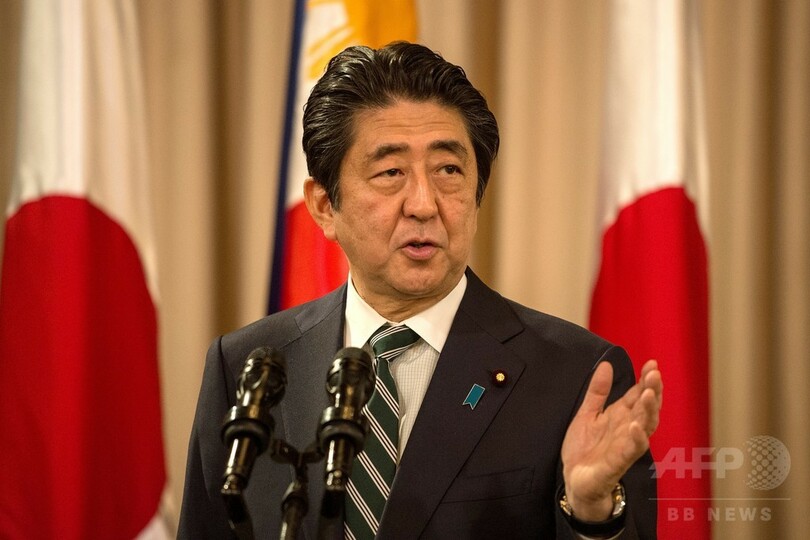安倍首相、比大統領と会談 麻薬対策で支援申し出