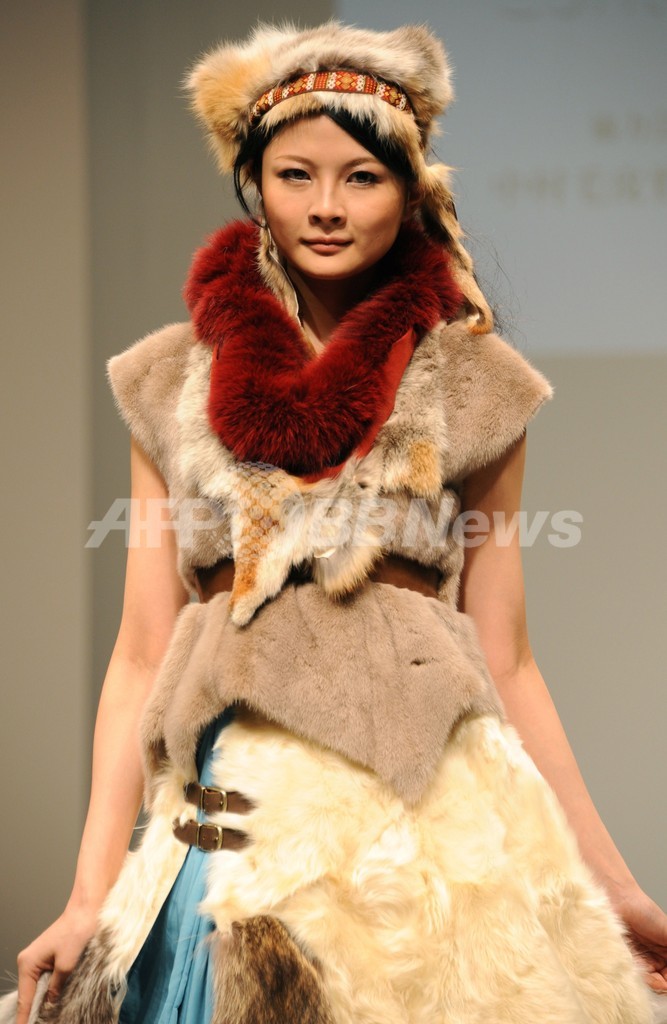 日本毛皮協会主催ファーデザインコンテスト、大橋聖平さんがグランプリ受賞