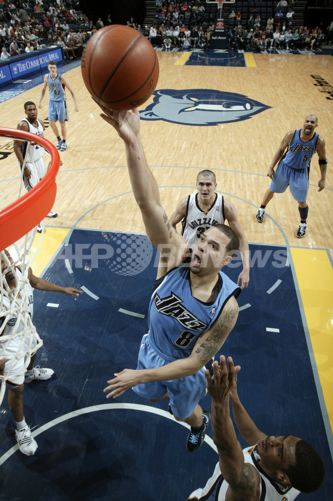 ジャズ グリズリーズを降しシーズン38勝目