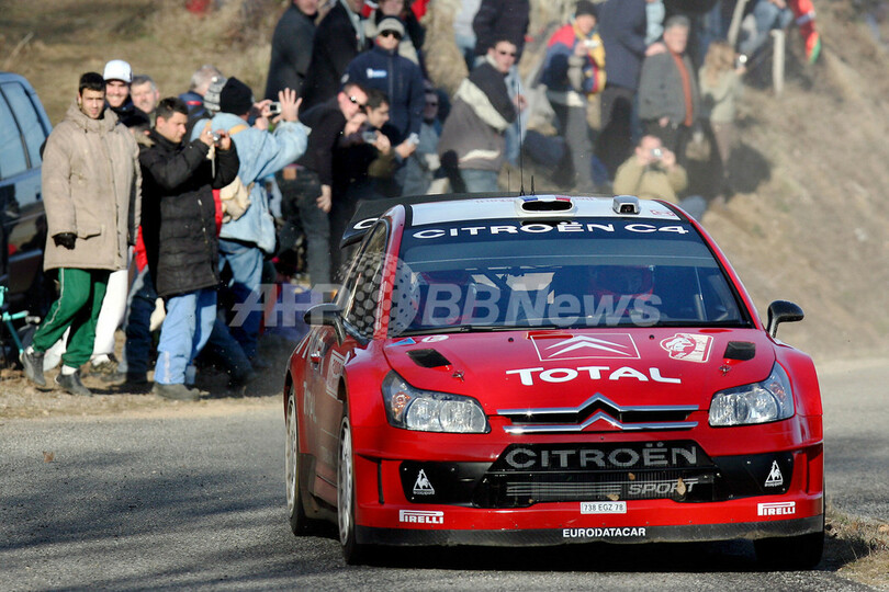 ローブ ラリー・モンテカルロ総合首位の座を守る