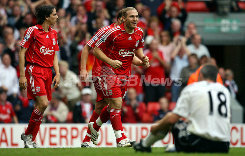 リバプール 6点を奪いダービーに快勝