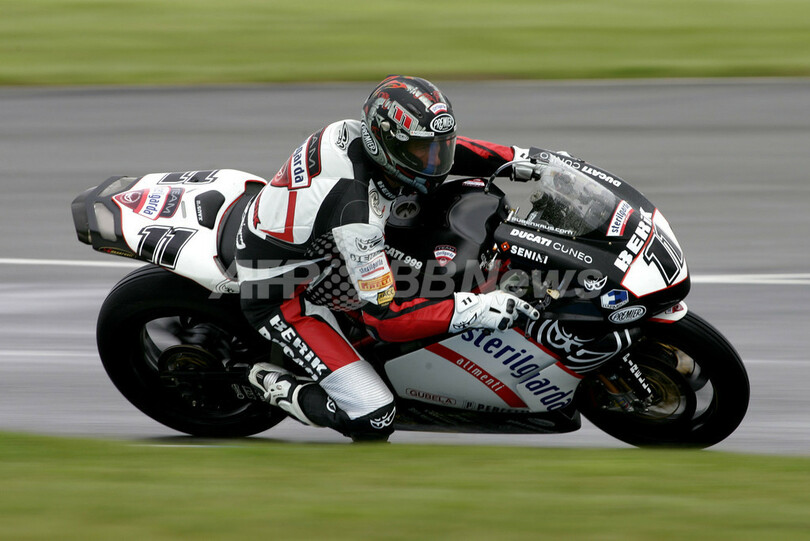 ＜スーパーバイク世界選手権 第5戦シルバーストーンGP＞芳賀 スーパーポールで4番手タイムをマーク - 英国