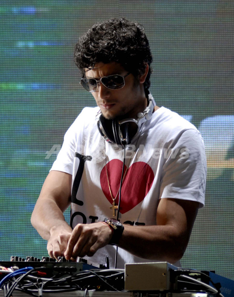 マドンナの恋人ジェズス・ルス、「コルチ」のパーティでDJに