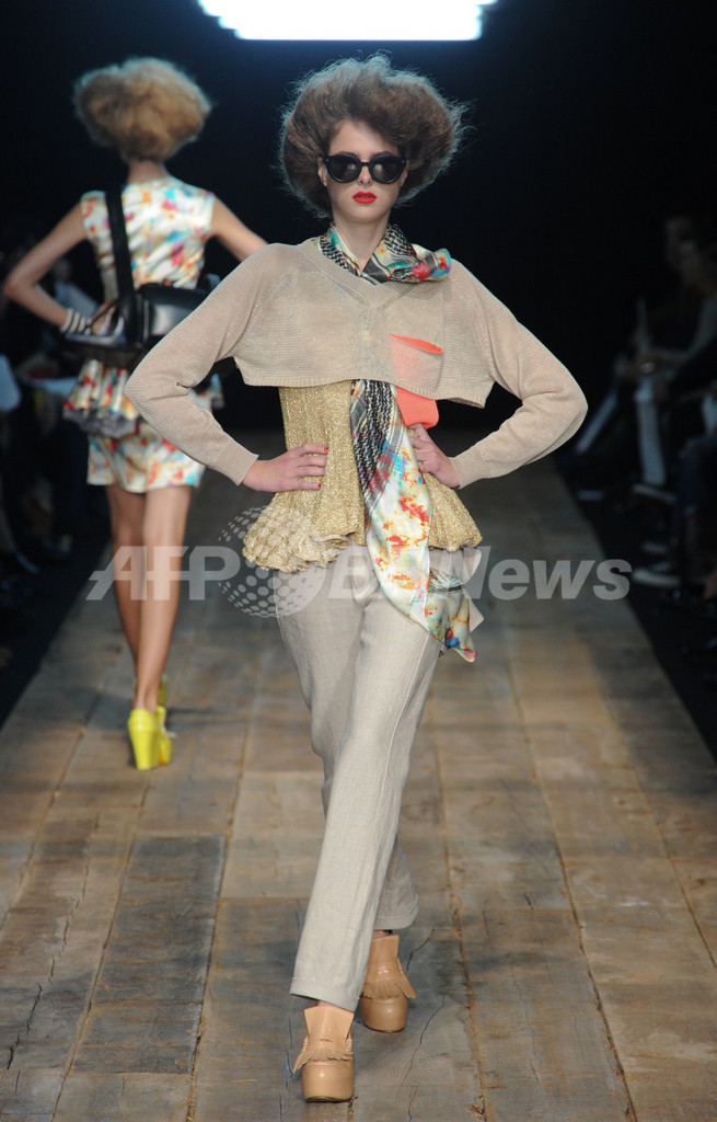 ＜12年春夏東京コレクション＞ファセッタズム