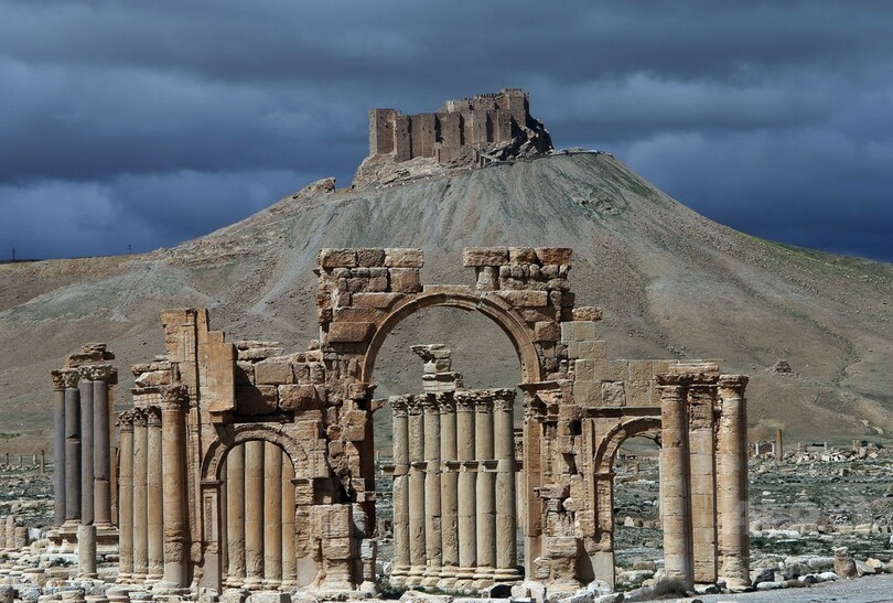 IS、古代都市パルミラを完全制圧 シリア領土の半分支配下に