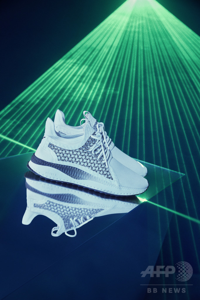 シューレースを自由にカスタマイズ、「プーマ」TSUGIシリーズ新作に注目