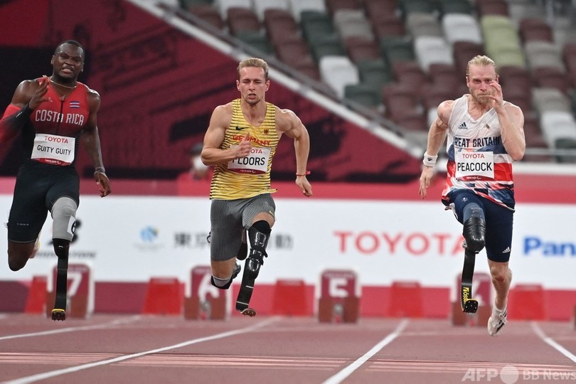 パラ陸上100ｍは大接戦 シュトレングが金、王者ピーコックは銅