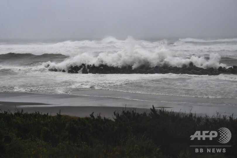 台風19号が首都圏に接近、記録的な大雨の恐れ 千葉県で1人死亡