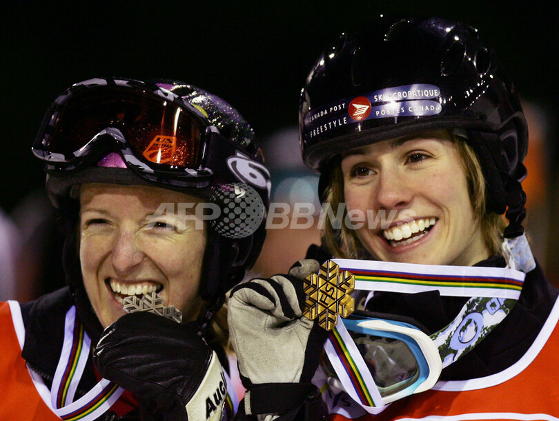 ＜第11回フリースタイルスキー世界選手権＞ジェニファー・ハイル 女子デュアルモーグルを制し金メダル獲得 - イタリア