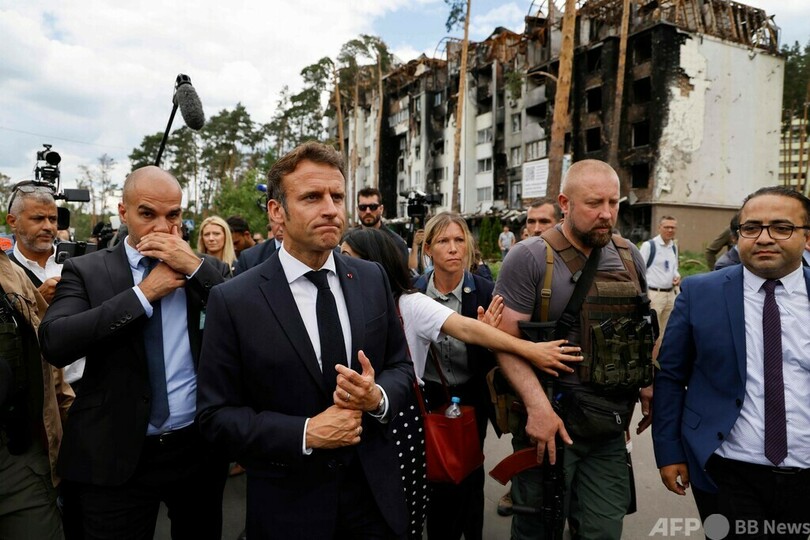 仏独伊首脳、ウクライナ首都近郊イルピンを訪問