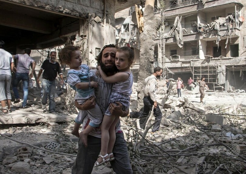 【AFP記者コラム】拘束され、両親を失っても、私はシリアを撮り続ける