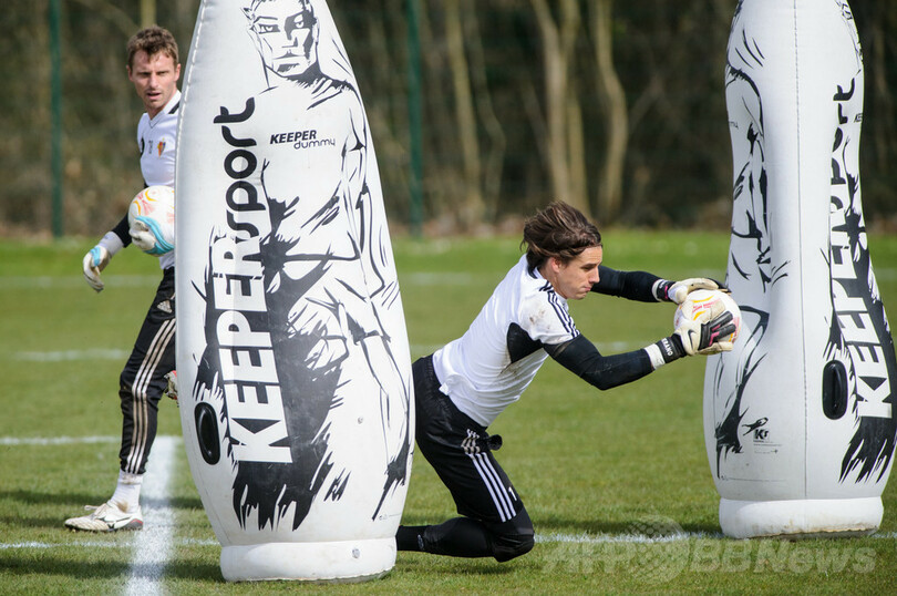 「顔から入る欧州サッカー」 - ヤン・ゾマー
