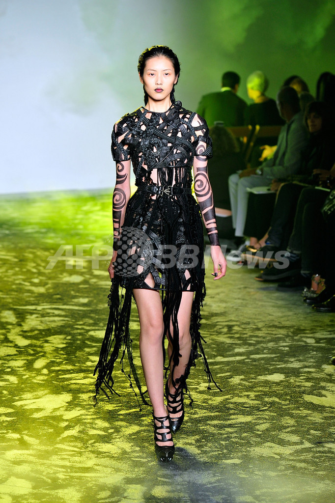 ＜10年春夏ＮＹコレクション＞ロダルテ、新作を発表