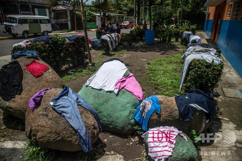 米国を目指す移民7人、メキシコでのある一日の物語