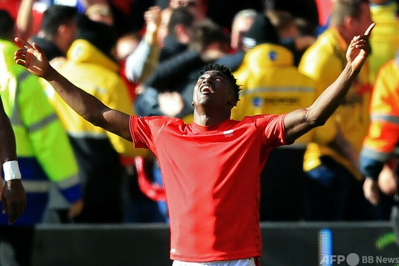 リバプールがフォレストに黒星、ハーランド2GのマンC勝利