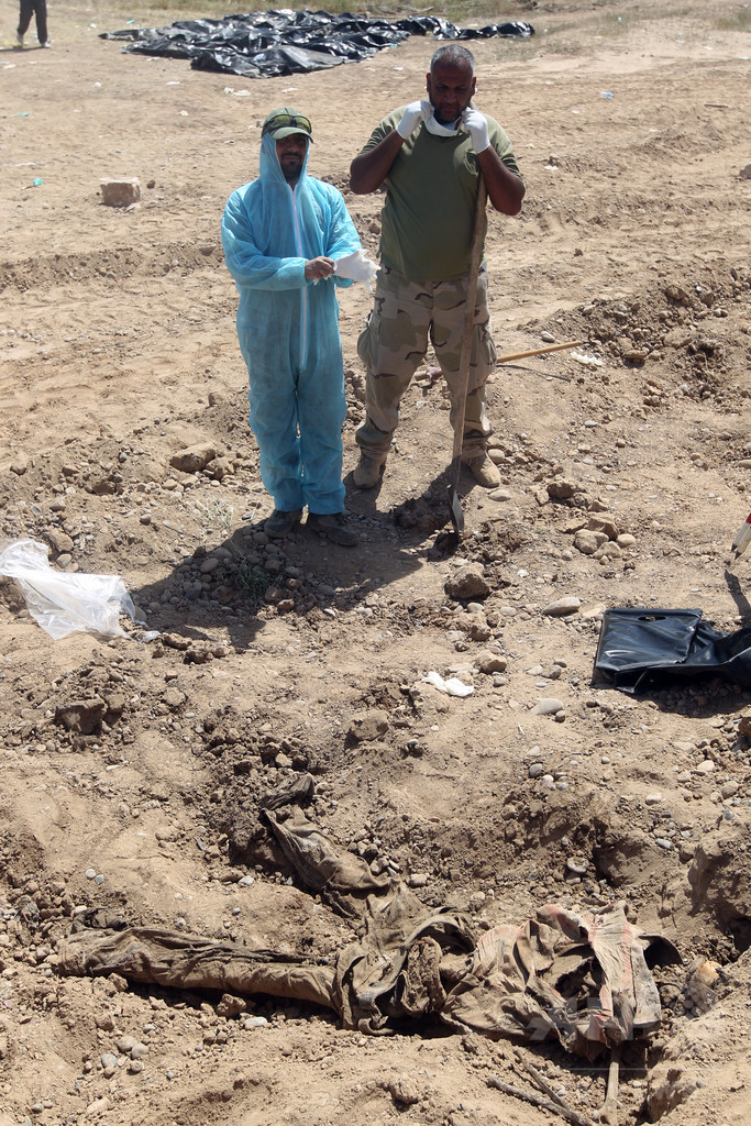 ティクリートで470人の遺体収容、ISが虐殺の兵士か イラク