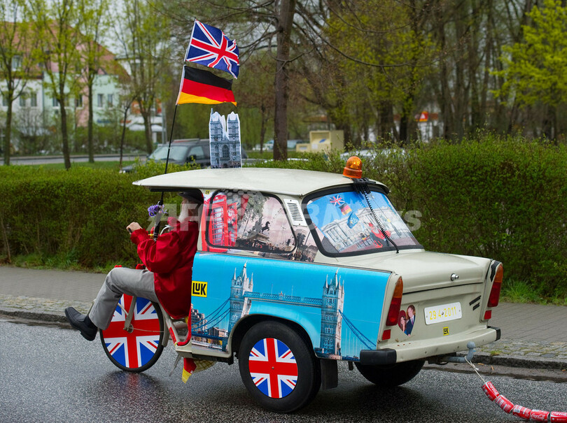 悪魔おじさんも祝ロイヤルウエディング！