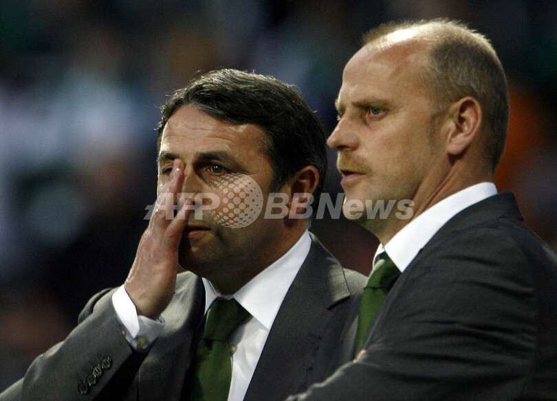 ＜サッカー UEFA杯＞ブレーメン クローゼの活躍で快勝し準決勝進出 - ドイツ