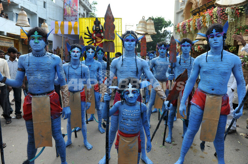 ヒンズー教の女神マハカーリーの祭り、インド