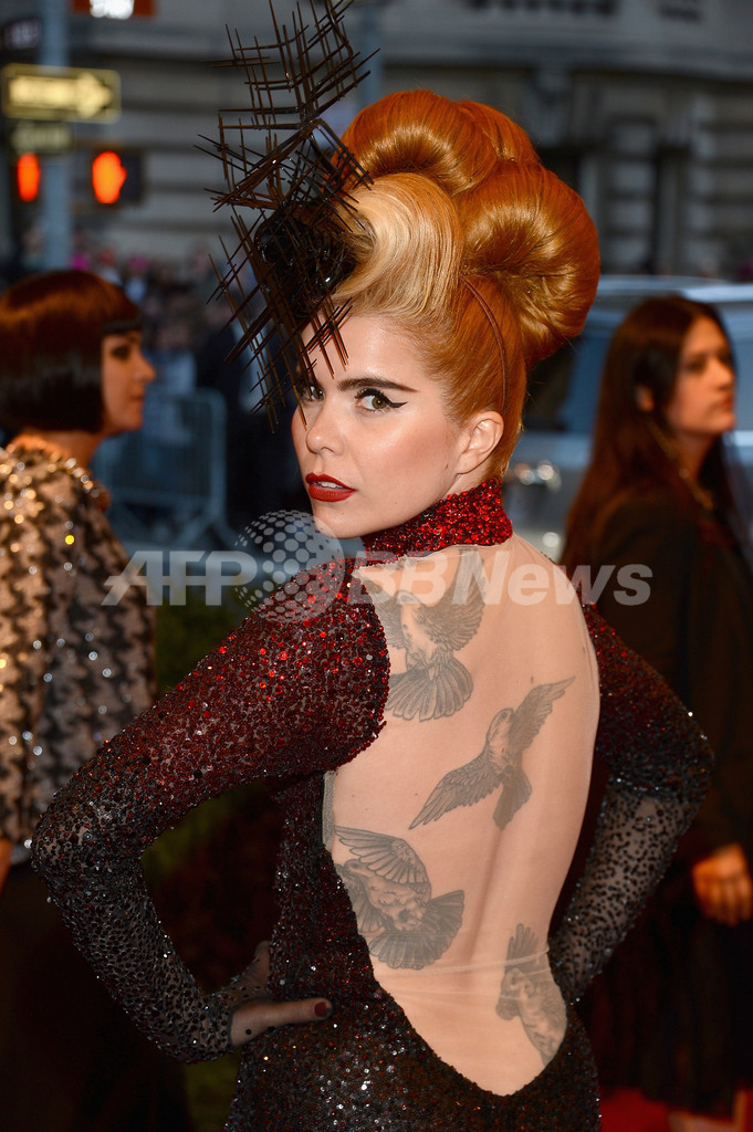 パンキッシュヘアで個性的なスタイル、今年のMET ガラを復習