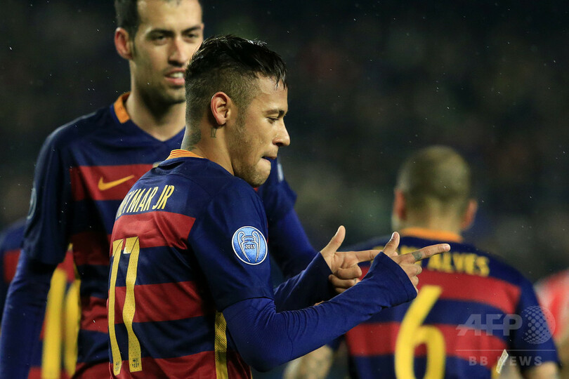 バルサ、敵将も脱帽のトリオ3発で9季連続の8強 欧州CL