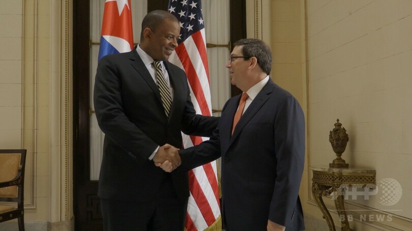 米国とキューバ、半世紀ぶりに定期航空便を再開 毎日110便往来へ