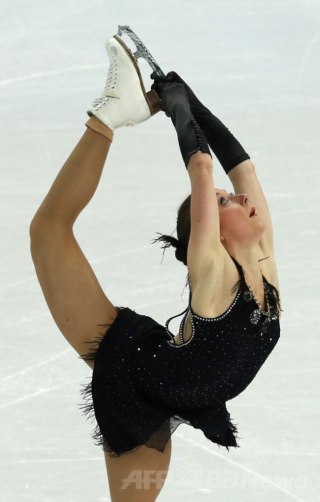フィギュア団体戦・女子SPで9位のヴァインツィアール、ソチ五輪